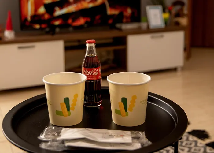 Maris * טיראנה