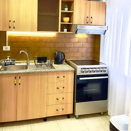 Maris Apartment *