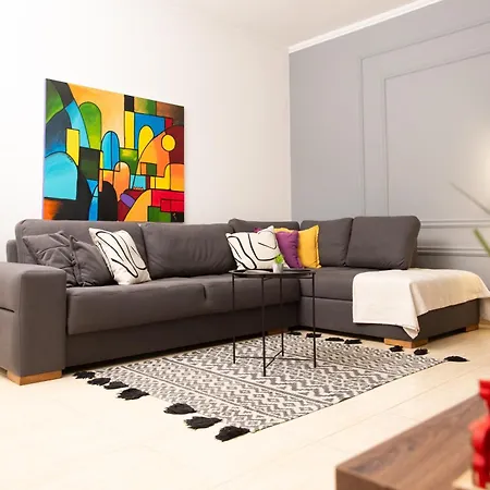 Maris Apartment