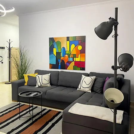 Maris Apartment